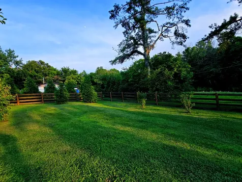 104 Yates Drive Bon Aqua TN 37025