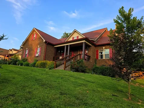 104 Yates Drive Bon Aqua TN 37025