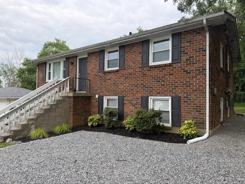634 Anderson Lane Madison TN 37115