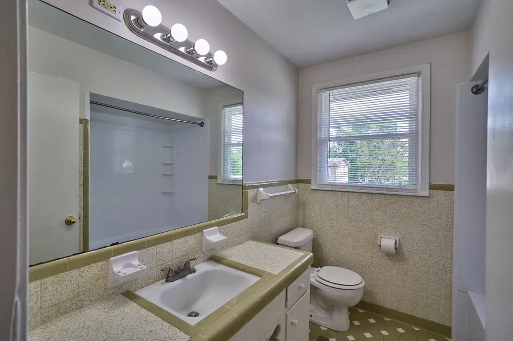 634 Anderson Lane Madison TN 37115
