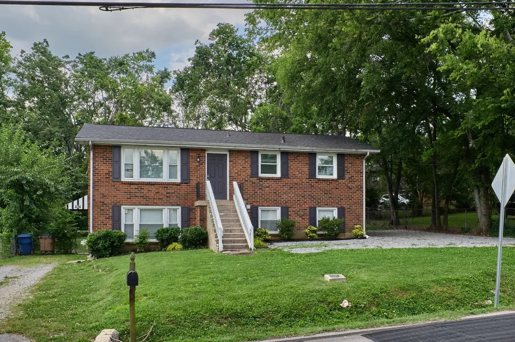 634 Anderson Lane Madison TN 37115