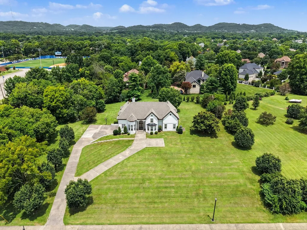 5280 Murray Lane Brentwood TN 37027