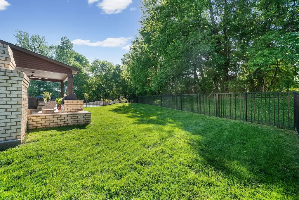 251 Harrowgate Drive Clarksville TN 37043