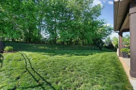 251 Harrowgate Drive Clarksville TN 37043