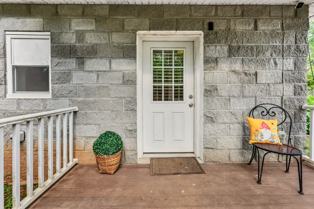 28 Hayes Street Clarksville TN 37040