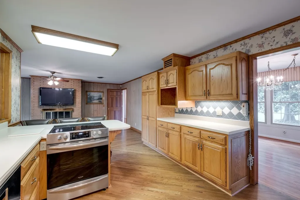 182 Cherokee Road Hendersonville TN 37075
