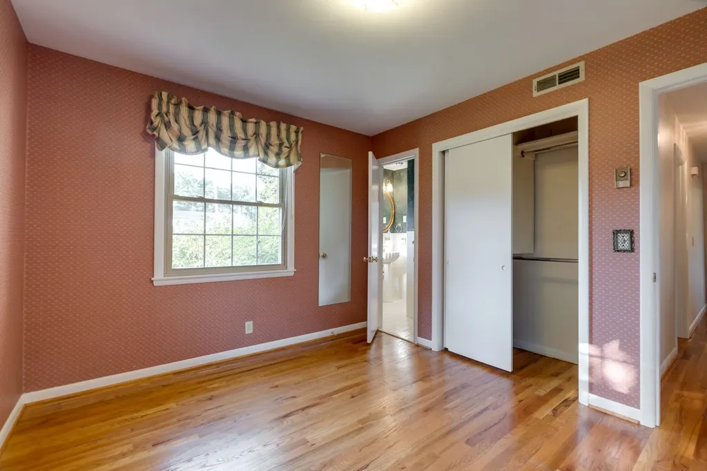 182 Cherokee Road Hendersonville TN 37075