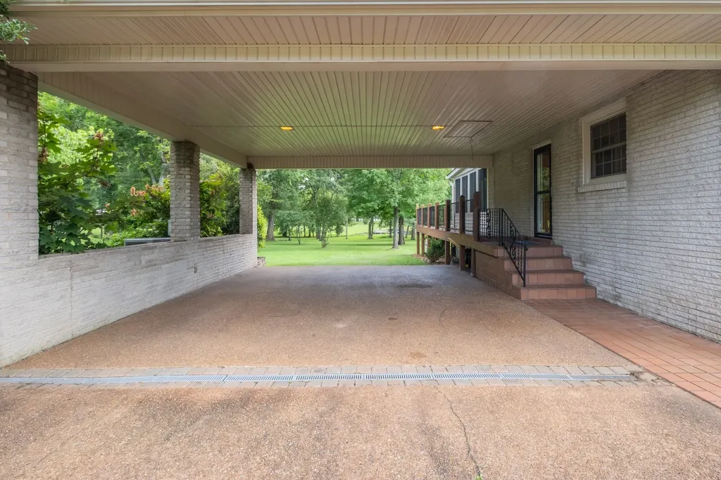 182 Cherokee Road Hendersonville TN 37075