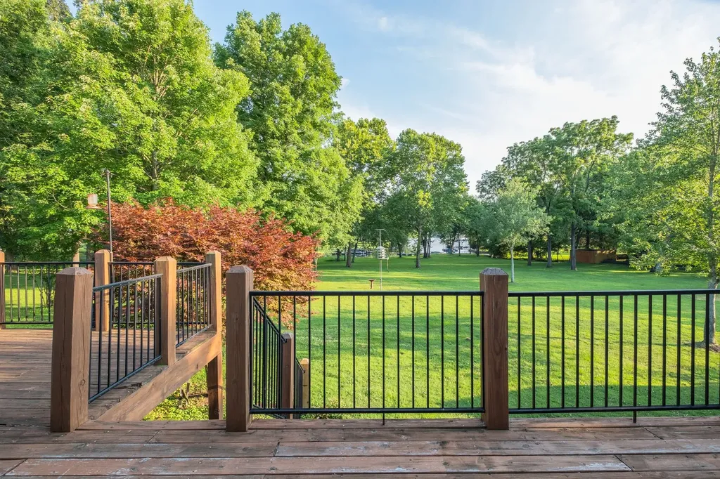 182 Cherokee Road Hendersonville TN 37075