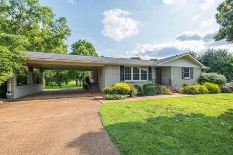 182 Cherokee Road Hendersonville TN 37075