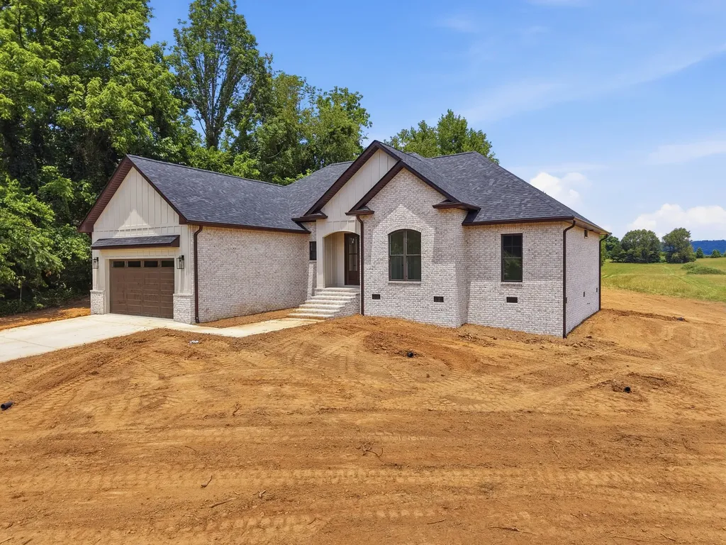 150 E Mccormick Road Livingston TN 38570