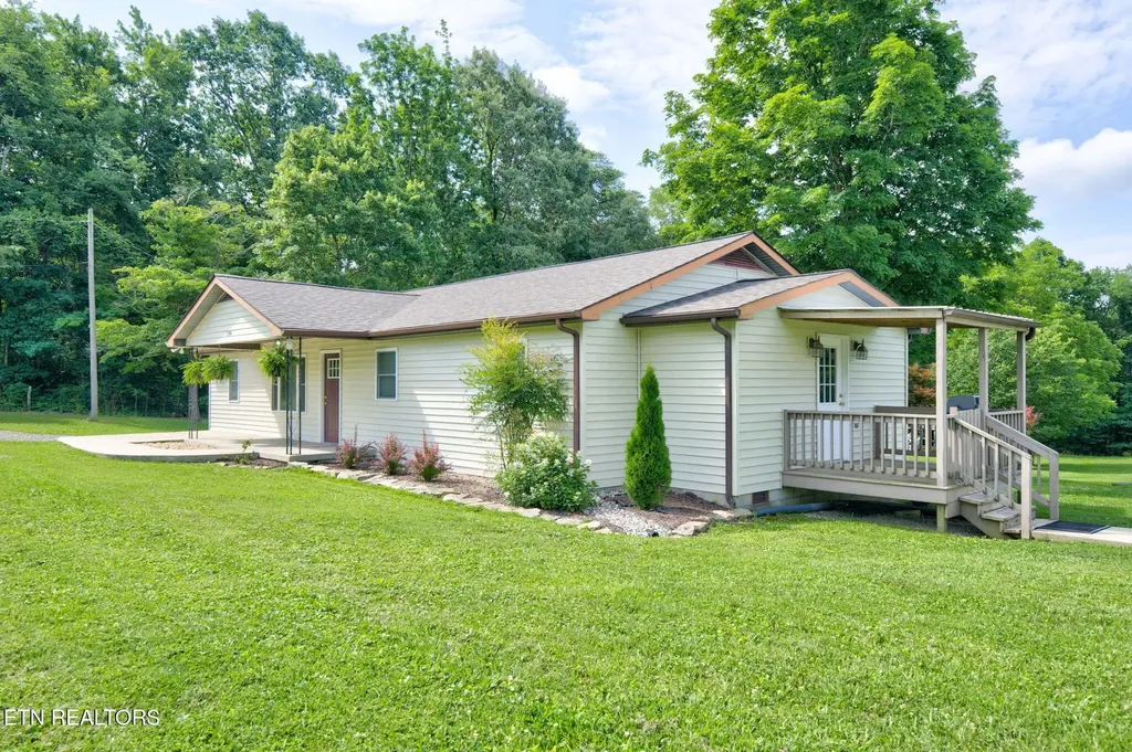 129 Melton Lane Monterey TN 38574