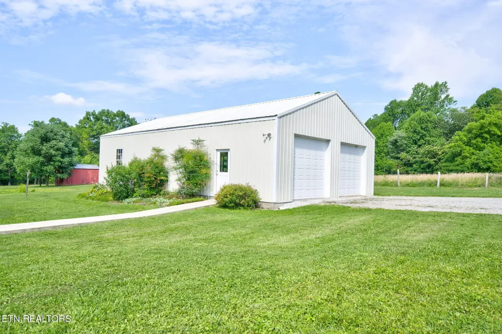 129 Melton Lane Monterey TN 38574