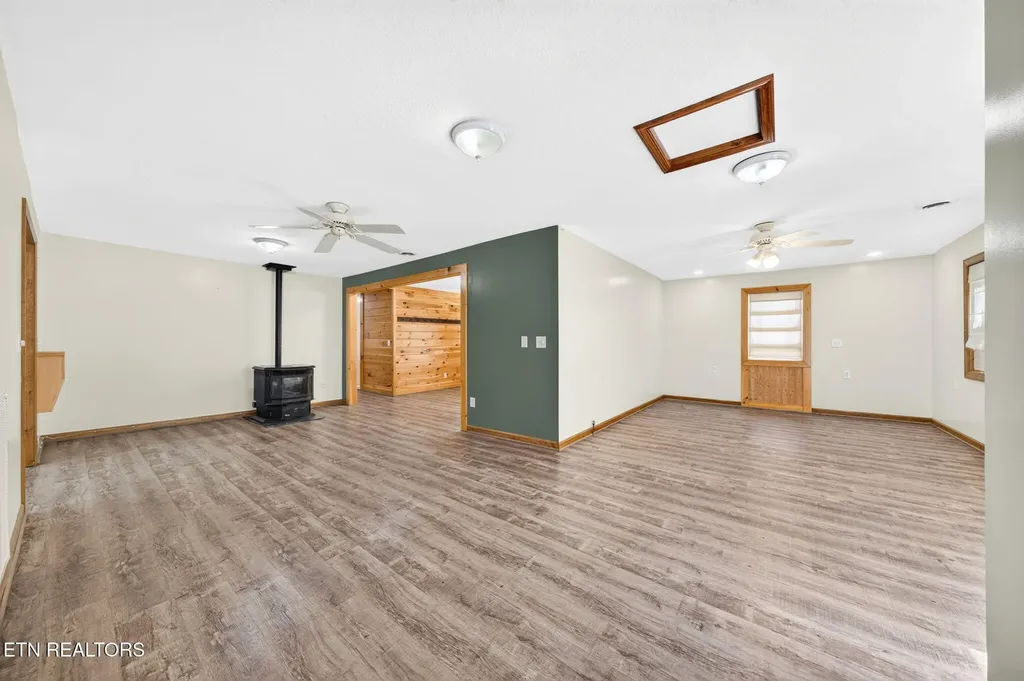 129 Melton Lane Monterey TN 38574