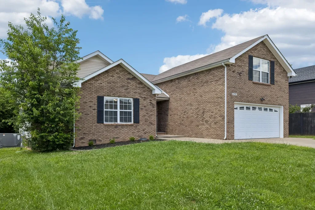 2781 Cascade Drive Clarksville TN 37042