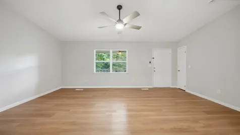 1700 Ashmore Avenue Chattanooga TN 37415