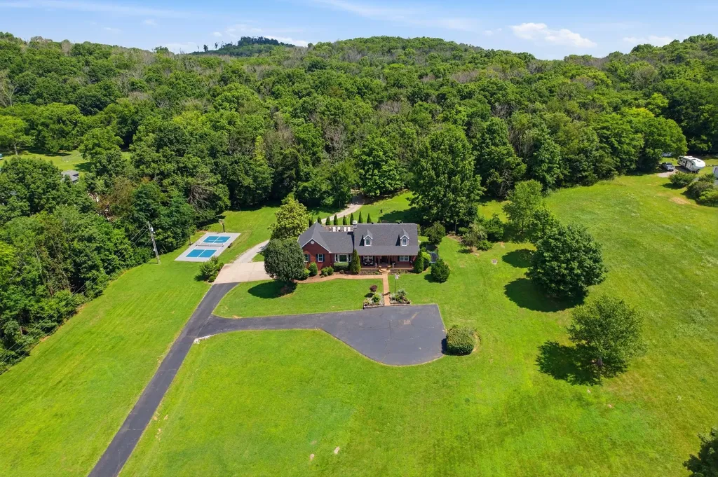 2946 Beulah Church Road Arrington TN 37014