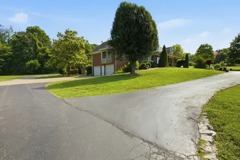 2946 Beulah Church Road Arrington TN 37014