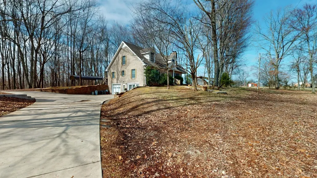 3883 Dobbins Pike Portland TN 37148