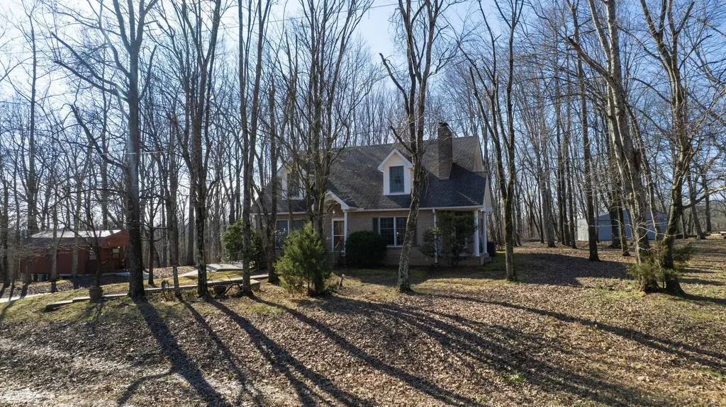 3883 Dobbins Pike Portland TN 37148