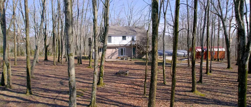 3883 Dobbins Pike Portland TN 37148