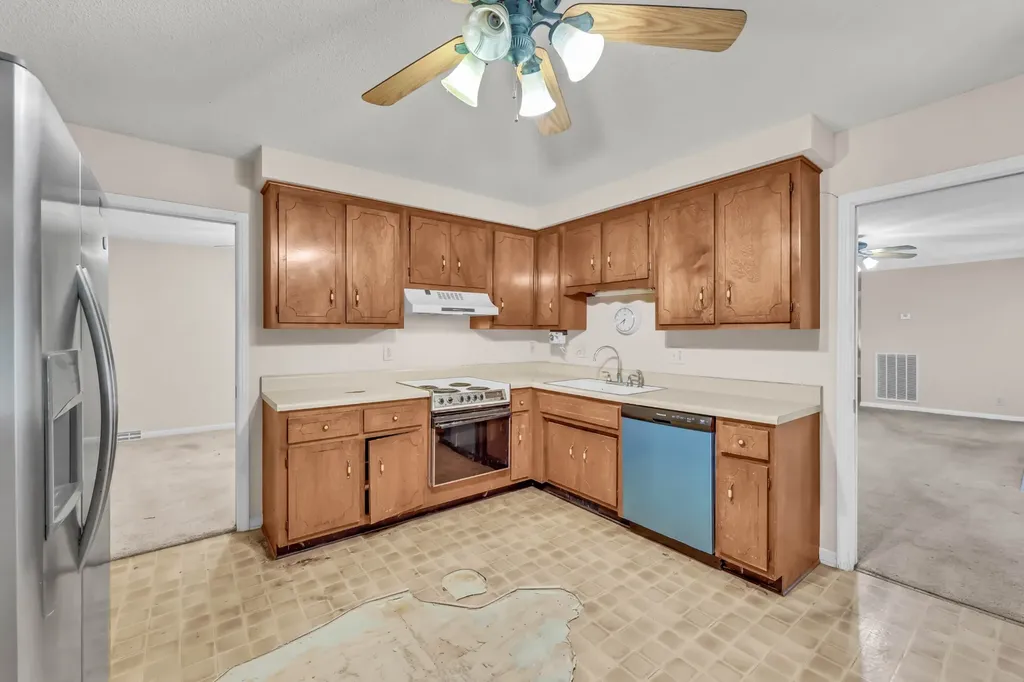 1761 Heritage Drive Clarksville TN 37043