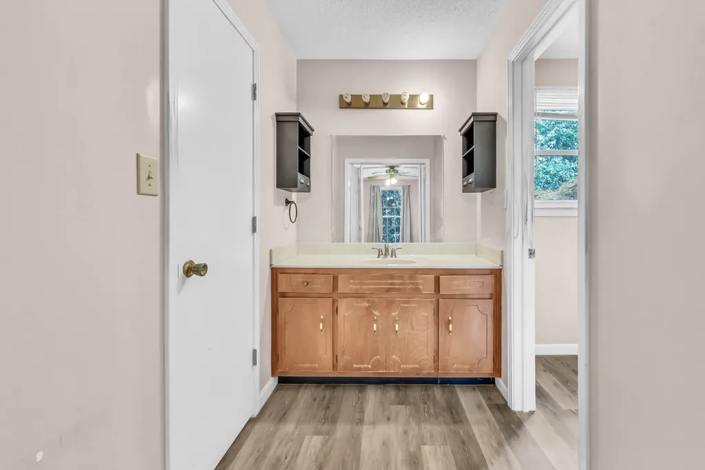 1761 Heritage Drive Clarksville TN 37043