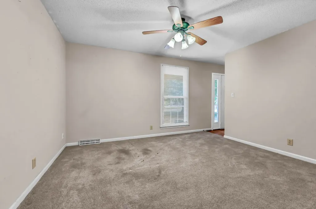 1761 Heritage Drive Clarksville TN 37043