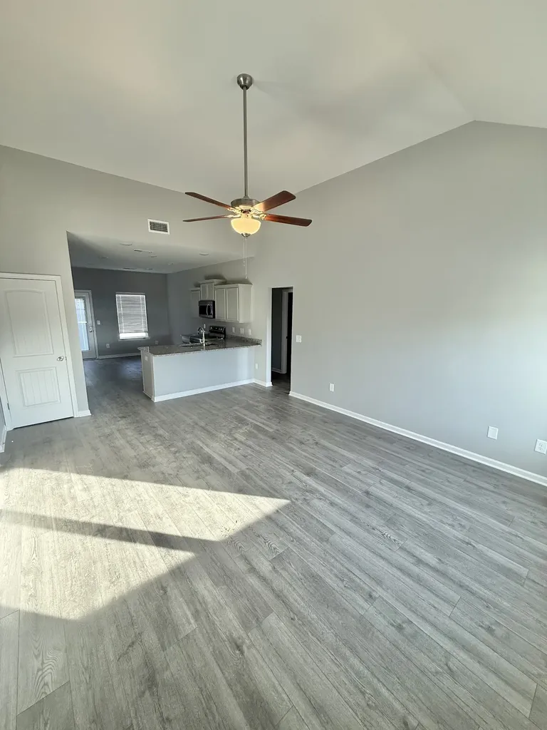 124 Stonehenge Circle Manchester TN 37355