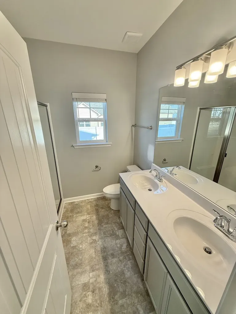 124 Stonehenge Circle Manchester TN 37355
