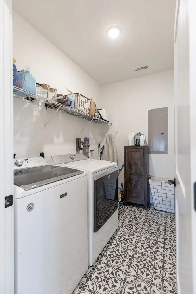 194 Phillips Bend Spring Hill TN 37174