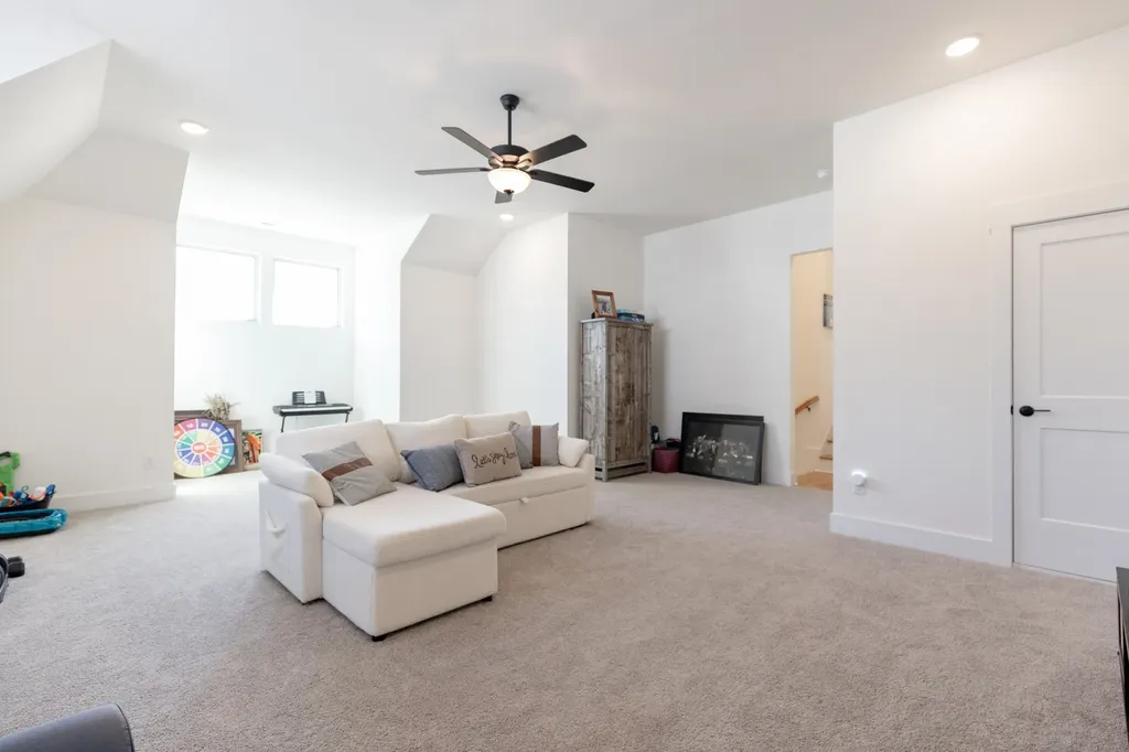 194 Phillips Bend Spring Hill TN 37174