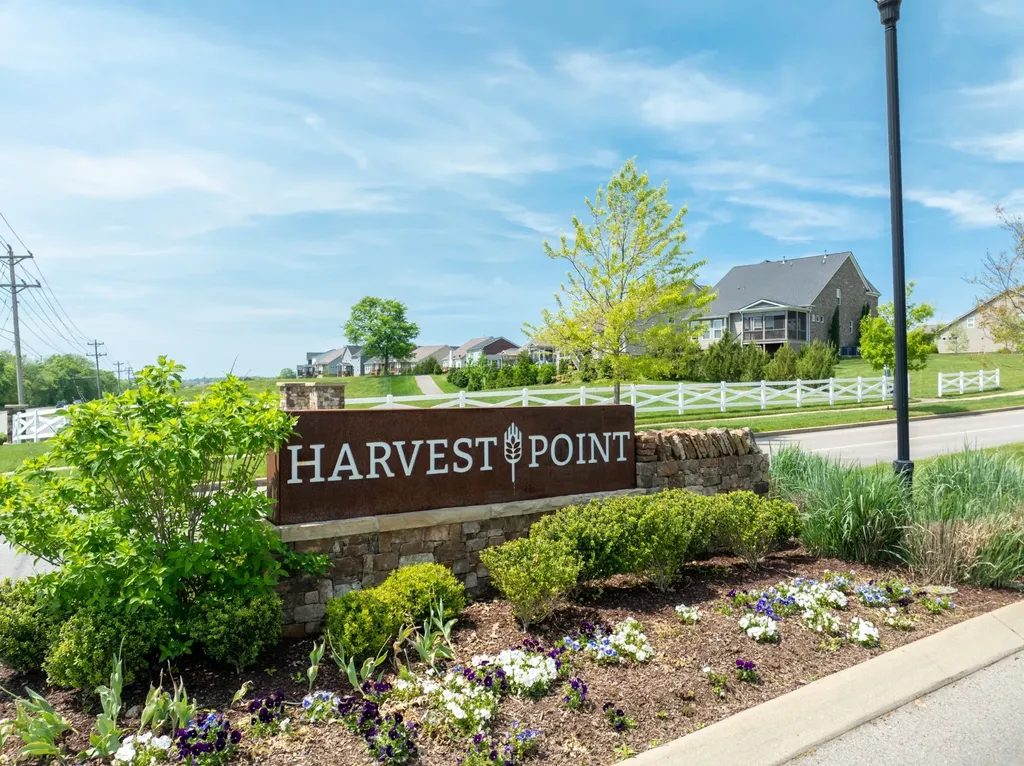 194 Phillips Bend Spring Hill TN 37174