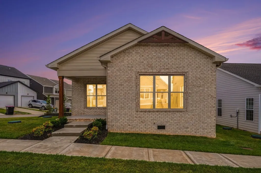 241 Franklin Street Pleasant View TN 37146