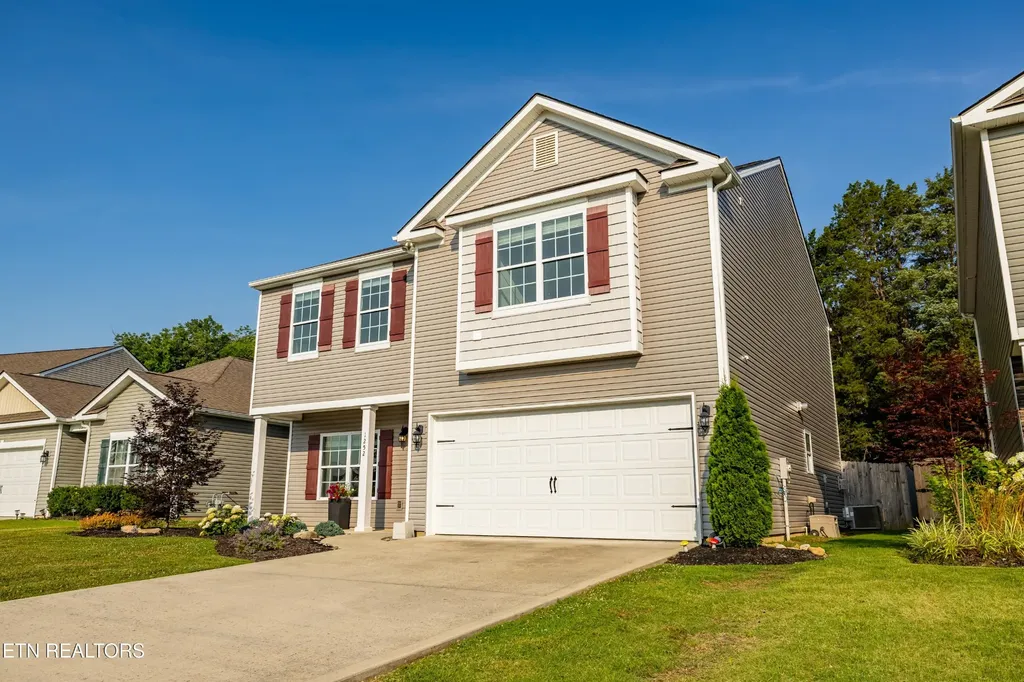1252 Bill Wallace Drive Friendsville TN 37737