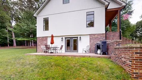 183 Country Wood Drive Paris TN 38242