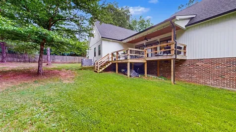 183 Country Wood Drive Paris TN 38242