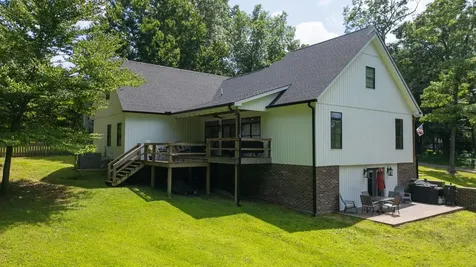 183 Country Wood Drive Paris TN 38242