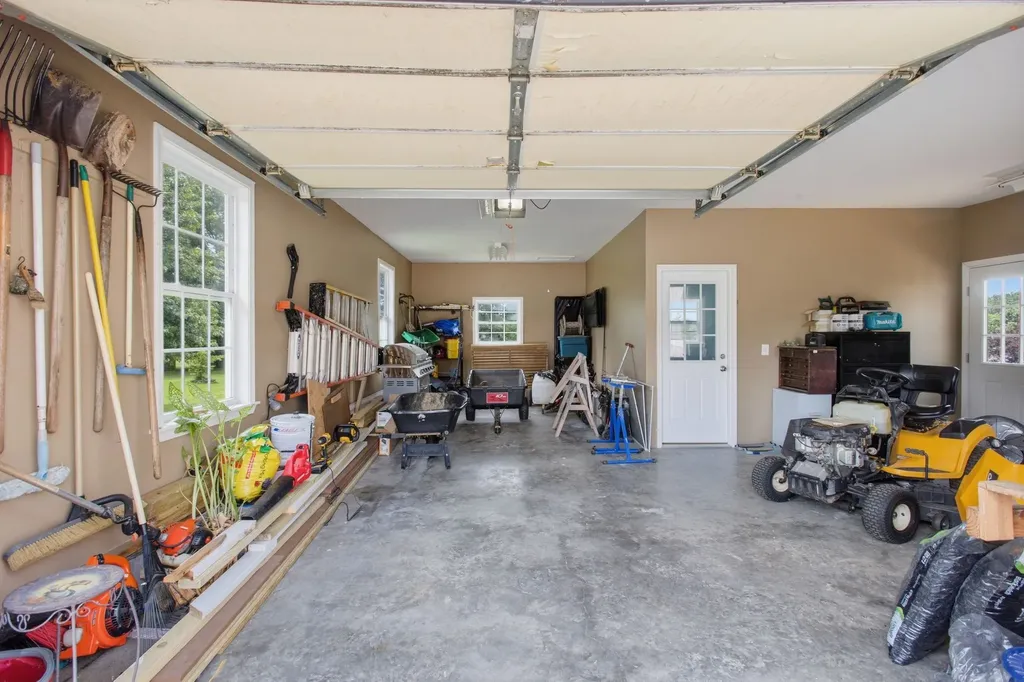 502 Fawn Court Burns TN 37029