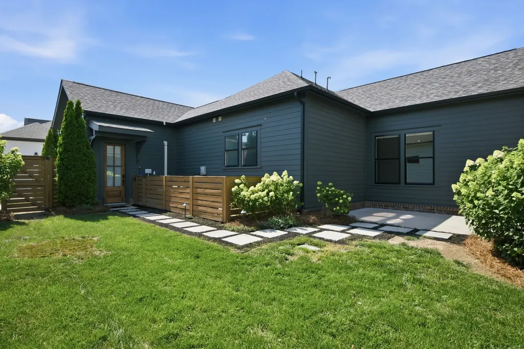 89 Glenrock Drive Nashville TN 37221