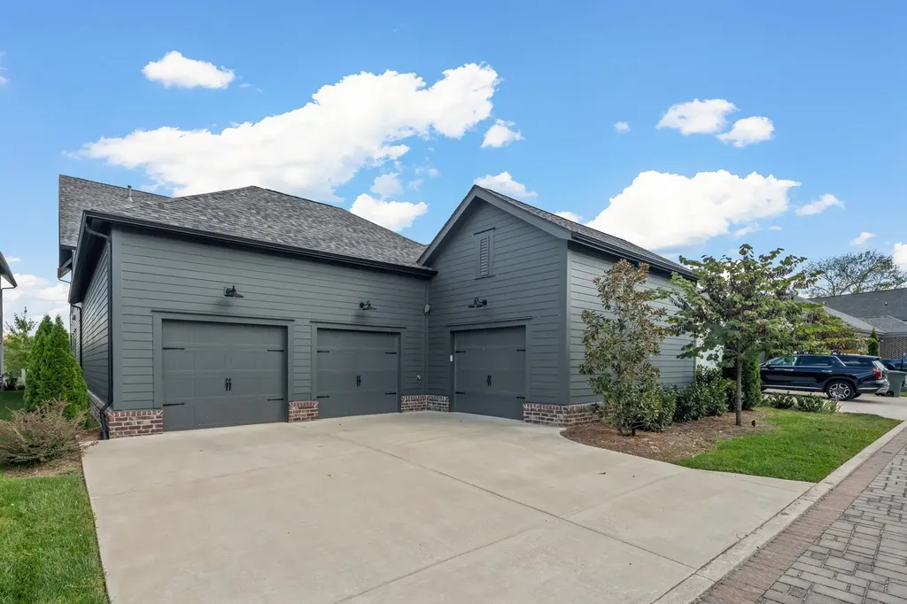 89 Glenrock Drive Nashville TN 37221