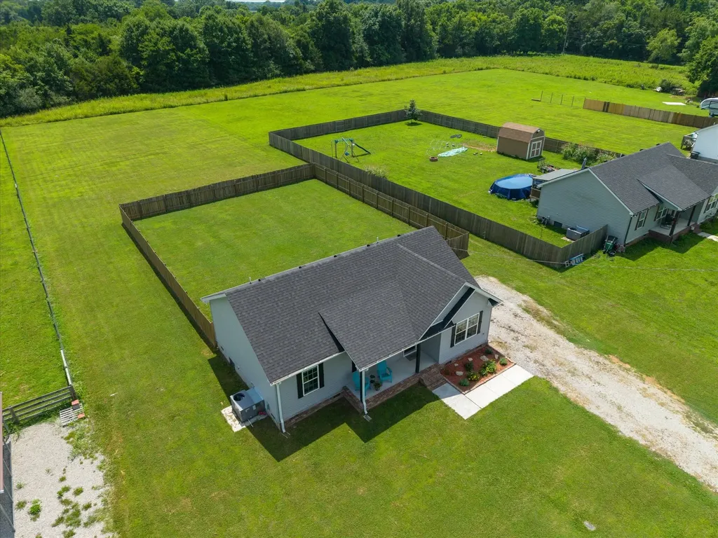 3607 Wynwood Drive Lewisburg TN 37091