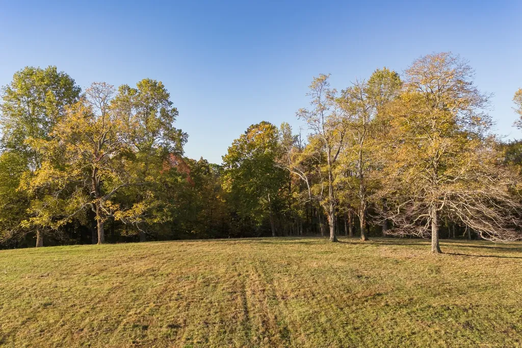 3899 Boston Theta Road Thompsons Station TN 37179