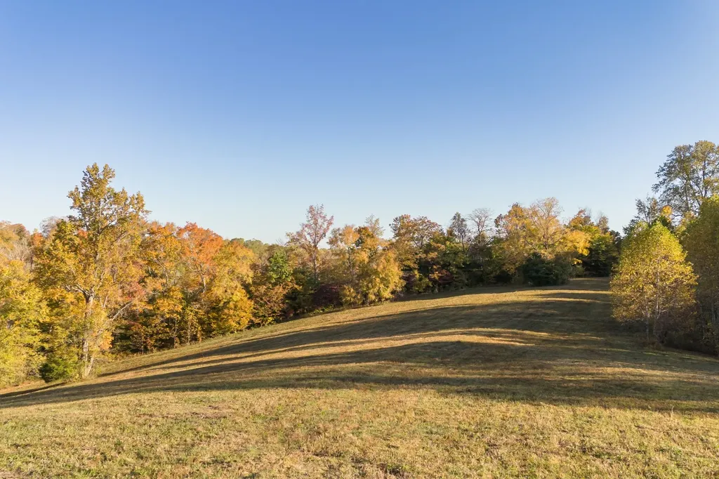 3899 Boston Theta Road Thompsons Station TN 37179