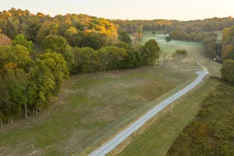 3899 Boston Theta Road Thompsons Station TN 37179