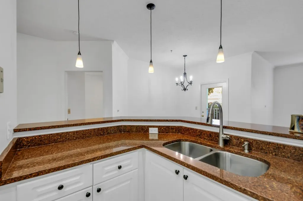 2025 Woodmont Boulevard Nashville TN 37215