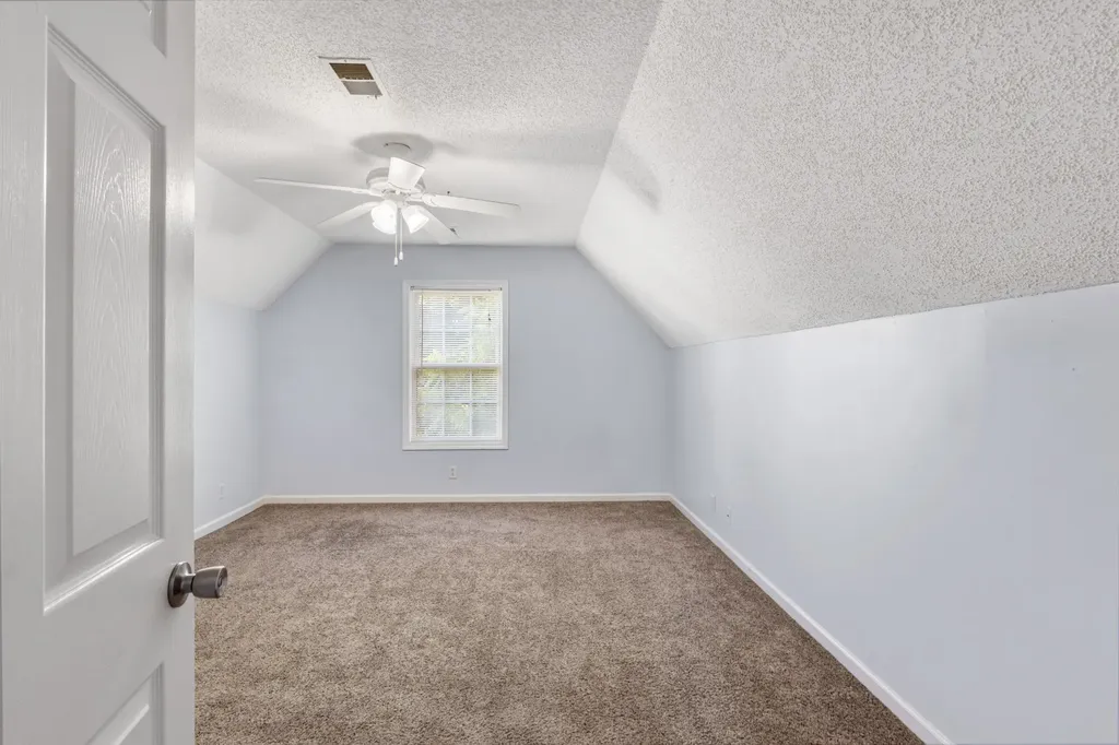 2627 Elkmont Drive Clarksville TN 37040