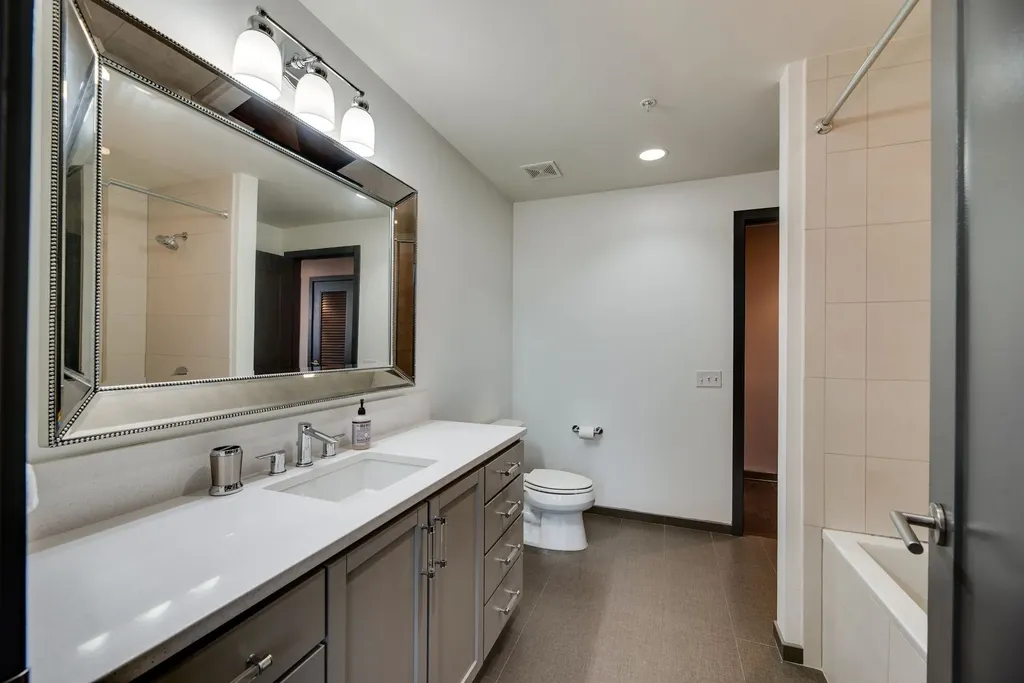 1212 Laurel Street Nashville TN 37203