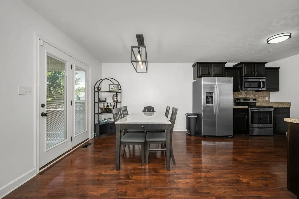 689 Fox Hound Drive Clarksville TN 37040
