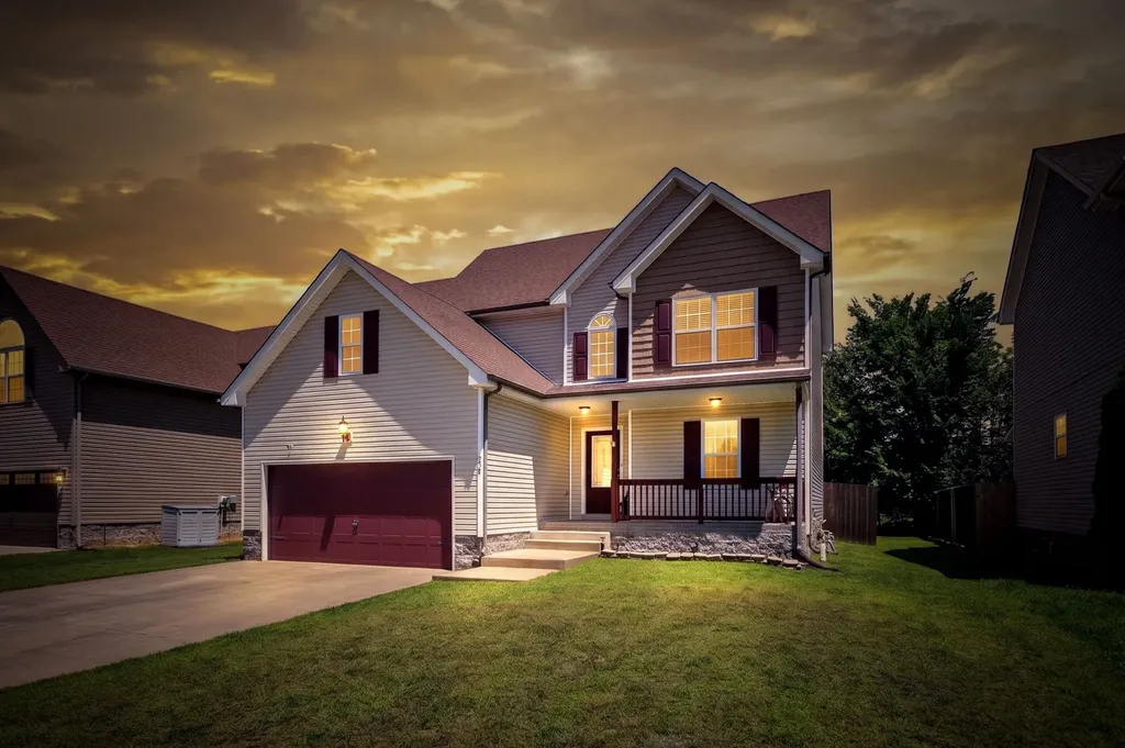 689 Fox Hound Drive Clarksville TN 37040